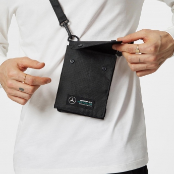 Mercedes AMG Petronas worek Travel Pouch Black F1 Team 2023