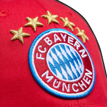 Bayern Monachium dziecięca czapka baseballowa logo red