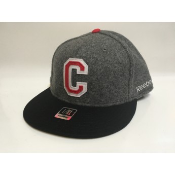 Chicago Blackhawks czapka flat baseballówka Varsity Flex Hat