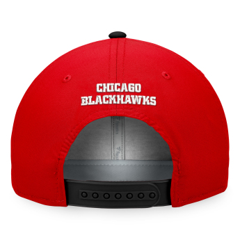 Chicago Blackhawks czapka baseballówka Defender Structured Adjustable red