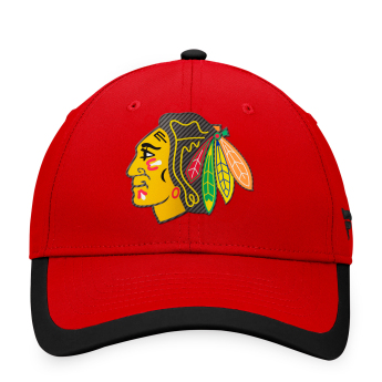 Chicago Blackhawks czapka baseballówka Defender Structured Adjustable red