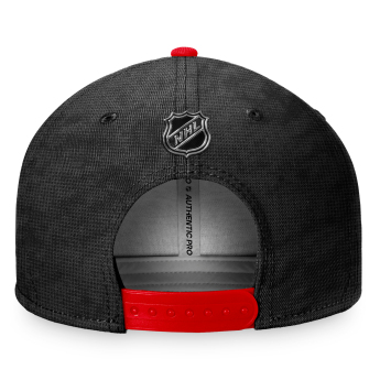 Chicago Blackhawks czapka flat baseballówka Black-Athletic Red