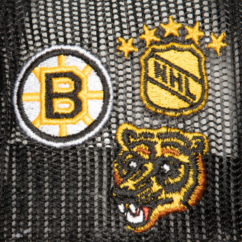 Boston Bruins czapka baseballówka NHL Times Up Trucker black