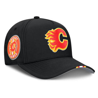 Calgary Flames czapka baseballówka 2025 Draft Authentic Pro Structured Adjustable