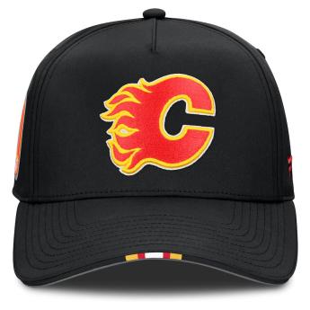 Calgary Flames czapka baseballówka 2025 Draft Authentic Pro Structured Adjustable