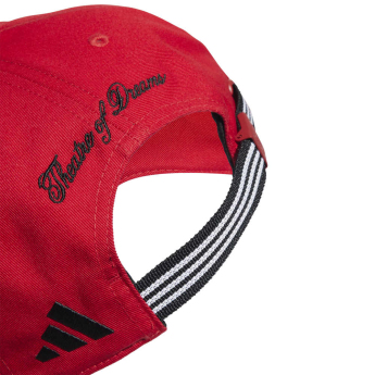 Manchester United czapka baseballówka Theatre of Dreams red