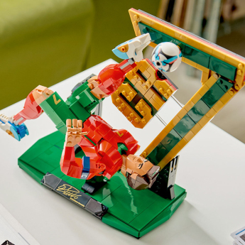 Cristiano Ronaldo układanka Lego Editions 43016