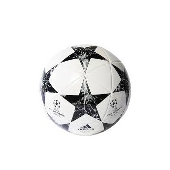 Bayern Monachium piłka futbolowa final 17