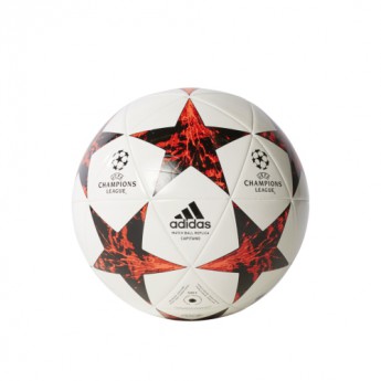 AC Milan piłka futbolowa final 17