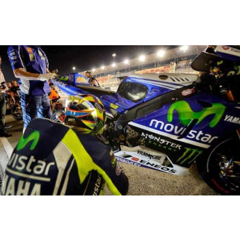 Samochody i motocykle model kasku 1:5 MotoGP Valentino Rossi season 2014