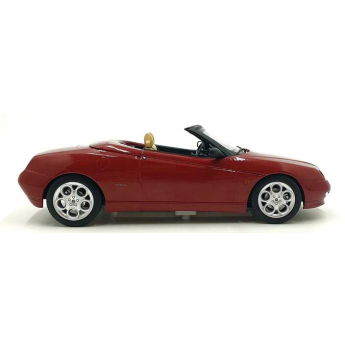 Samochody i motocykle model 1/18 Alfa Romeo Spider 1999 red