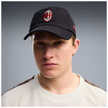 AC Milan czapka baseballówka Essentials black