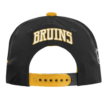 Boston Bruins dziecięca czapka baseballowa NHL Authentic Pro 2026 Podium Cap