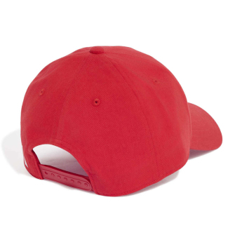 Bayern Monachium czapka baseballówka Essentials red