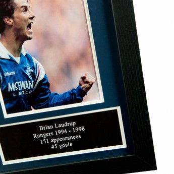 FC Rangers koszulka w antyramie Laudrup Signed Shirt (Framed)